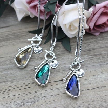 Retro Crystal Pendant Necklace