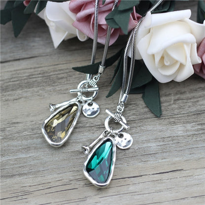 Retro Crystal Pendant Necklace