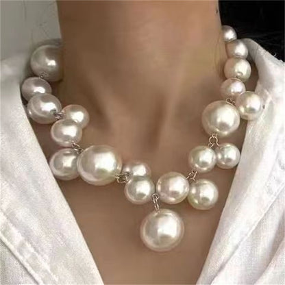 Elegant Vintage Necklace